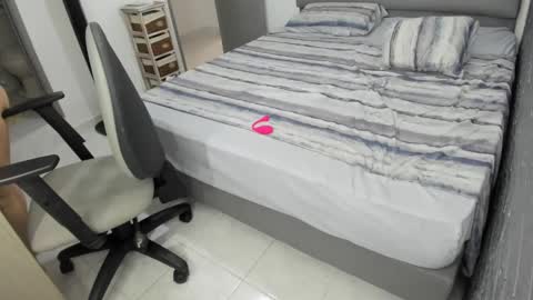 Snapshot of bellaprettty chatting on 01.29.25 Bella  Angelycal online show from 01.29.25