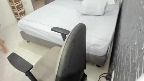 Snapshot of bellaprettty chatting on 03.08.25 Bella  Angelycal online show from 03.08.25