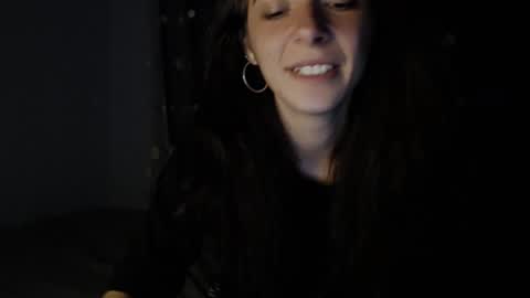 Snapshot of bellaqueen0701 chatting on 02.08.25 bellaqueen0701 online show from 02.08.25