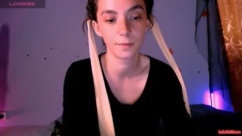 Snapshot of bellaqueen0701 chatting on 11.04.25 bellaqueen0701 online show from 11.04.25