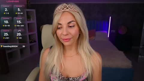 Bella online show from 04.25.26
