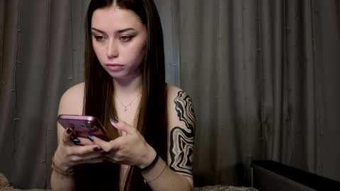Snapshot of bellarison chatting on 05.07.26 Daniela online show from 05.07.26