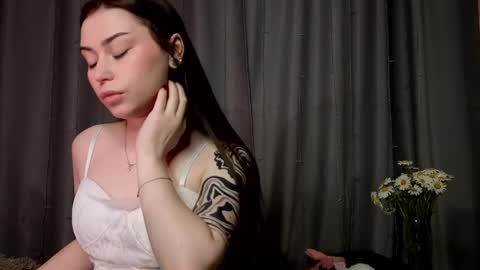 Snapshot of bellarison chatting on 05.15.26 Daniela online show from 05.15.26