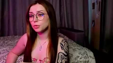 Snapshot of bellarison chatting on 06.22.26 Daniela online show from 06.22.26