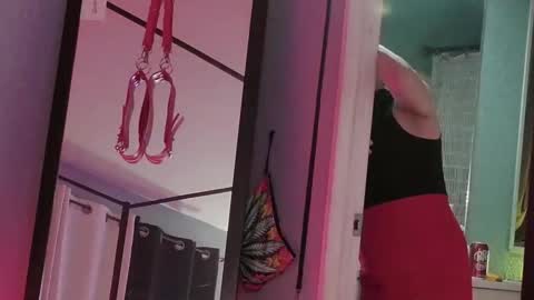 Bellaskeykeeper online show from 03.09.26