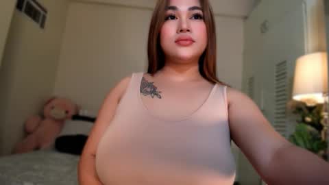 BELLA JONES online show from 01.06.26