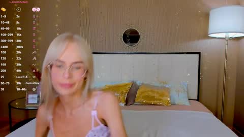 Bella online show from 05.15.26