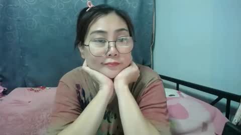 Snapshot of bellbabe chatting on 03.16.26 Bella online show from 03.16.26