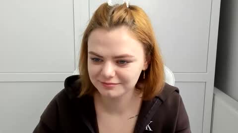 Mia online show from 04.02.26