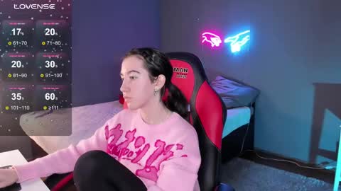 Bella online show from 02.25.25