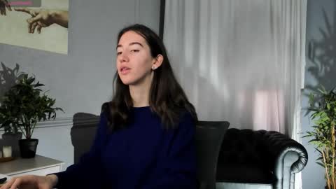 Bella online show from 09.14.25