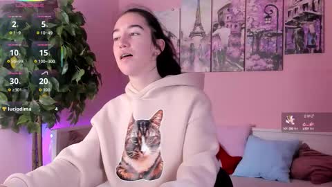 Bella online show from 09.24.25