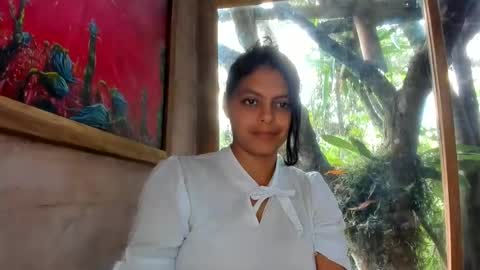 Snapshot of bellezacosmica chatting on 08.05.26 bellezacosmica online show from 08.05.26