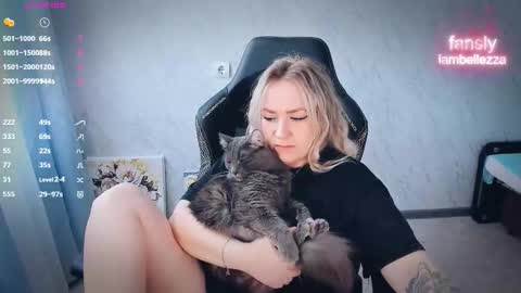 Your Annabelle Wolf  online show from 03.07.26