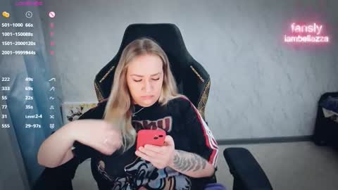 Your Annabelle Wolf  online show from 03.10.26