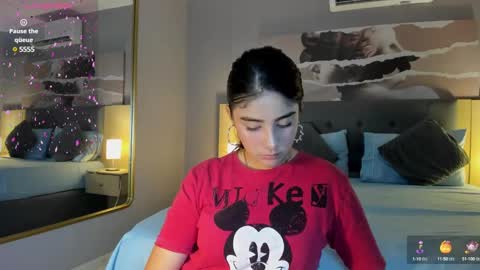 Snapshot of bellinda_21 chatting on 01.11.25 Belinda online show from 01.11.25
