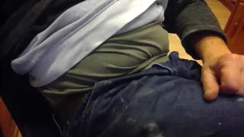 Snapshot of bemichel chatting on 10.22.25 jaimetout online show from 10.22.25