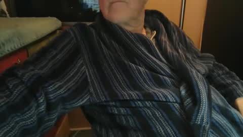 Snapshot of bendrinkin chatting on 02.21.26 bendrinkin online show from 02.21.26