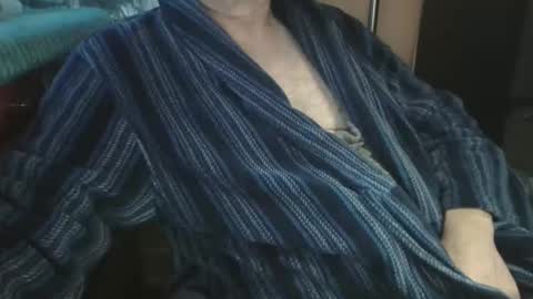 Snapshot of bendrinkin chatting on 02.23.26 bendrinkin online show from 02.23.26