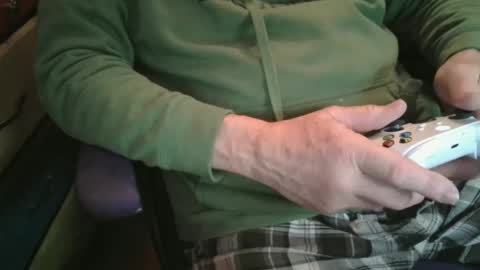 Snapshot of bendrinkin chatting on 03.25.26 bendrinkin online show from 03.25.26