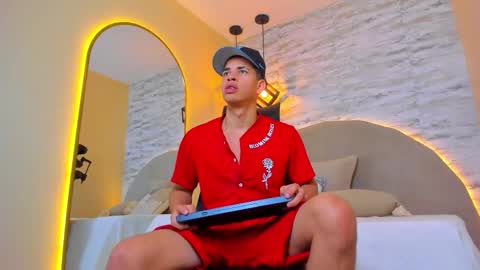 BENJAMIN online show from 11.18.25