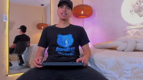 BENJAMIN online show from 06.20.26