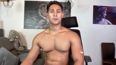Snapshot of benjamincooperk1 chatting on 02.13.25 benjamincooperk online show from 02.13.25