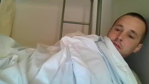 Snapshot of bennetsinit chatting on 01.05.25 smokin n cammin online show from 01.05.25