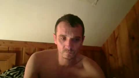 Snapshot of bennymn chatting on 12.16.25 benny and innocentvixon online show from 12.16.25