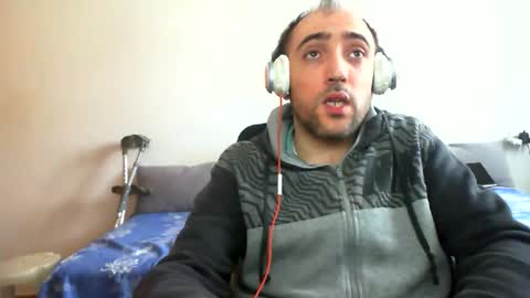 Snapshot of bentish chatting on 03.25.26 bentish online show from 03.25.26