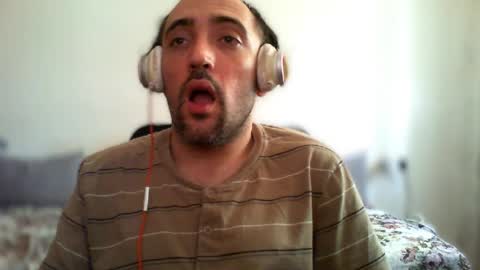 Snapshot of bentish chatting on 07.22.26 bentish online show from 07.22.26