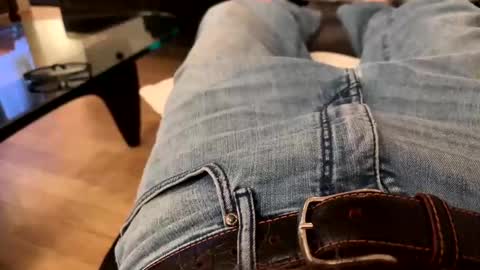 Snapshot of benz10001 chatting on 01.26.25 benz10001 online show from 01.26.25