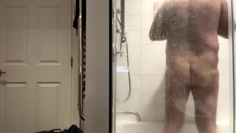 Snapshot of benz10001 chatting on 02.01.25 benz10001 online show from 02.01.25