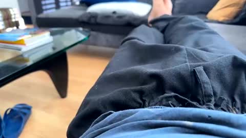 Snapshot of benz10001 chatting on 09.21.25 benz10001 online show from 09.21.25