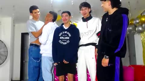 benz boys online show from 02.03.25