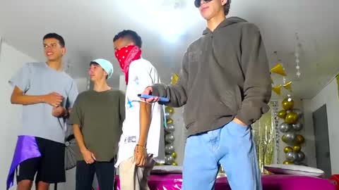 benz boys online show from 02.13.25