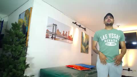 benz boys online show from 02.10.26