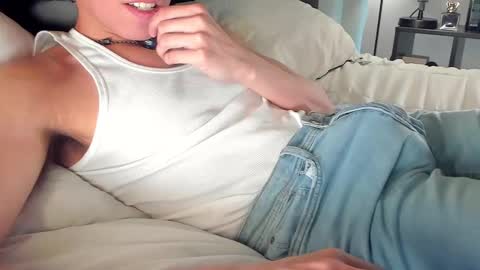 Snapshot of beranco19 chatting on 09.11.25 beranco online show from 09.11.25