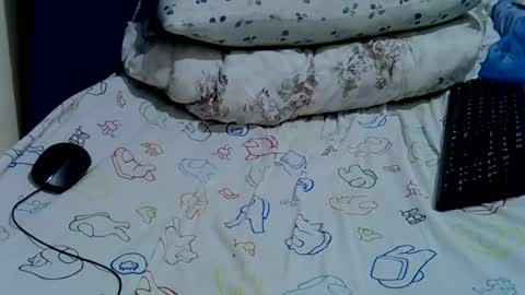 Snapshot of berbiestar chatting on 06.25.26 Crazybeibe online show from 06.25.26