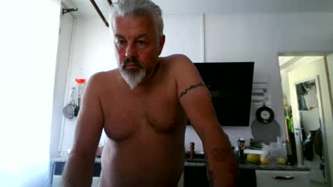 Snapshot of berg_boy chatting on 06.27.26 Martin online show from 06.27.26