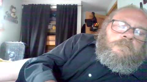 Snapshot of bergeeric1970 chatting on 05.31.26 bergeeric1970 online show from 05.31.26
