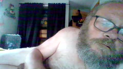 Snapshot of bergeeric1970 chatting on 05.31.26 bergeeric1970 online show from 05.31.26