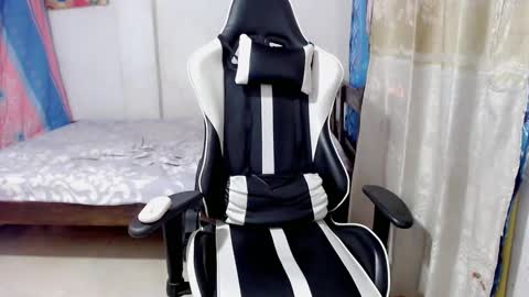 Bergon77 online show from 02.18.25