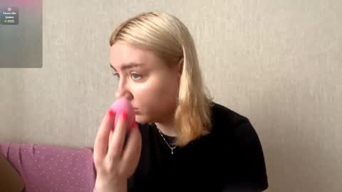 Anny online show from 06.04.26