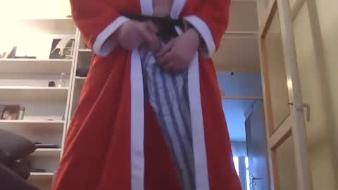 Snapshot of berra3232 chatting on 12.24.24 berra online show from 12.24.24