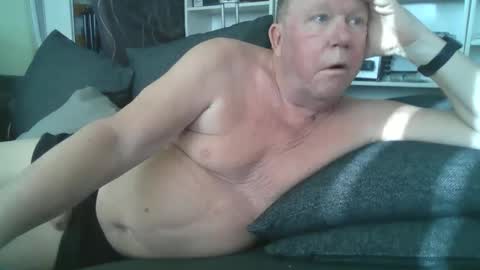 Snapshot of berra3232 chatting on 02.11.25 berra online show from 02.11.25