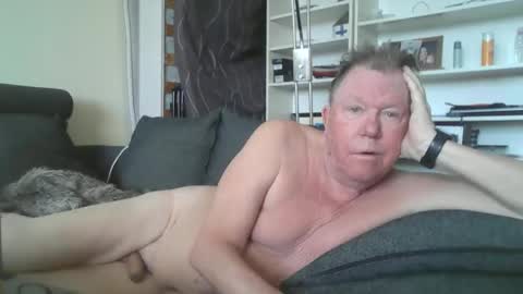 Snapshot of berra3232 chatting on 03.01.25 berra online show from 03.01.25