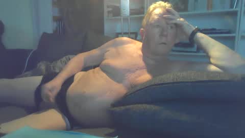 Snapshot of berra3232 chatting on 03.03.25 berra online show from 03.03.25