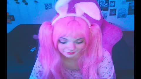 BerrieKitten online show from 03.15.26