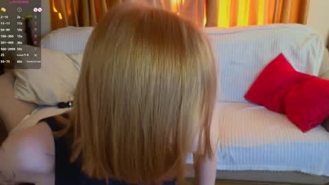 Snapshot of berry_assortment chatting on 10.02.25 Your sweet Tara and Eva online show from 10.02.25